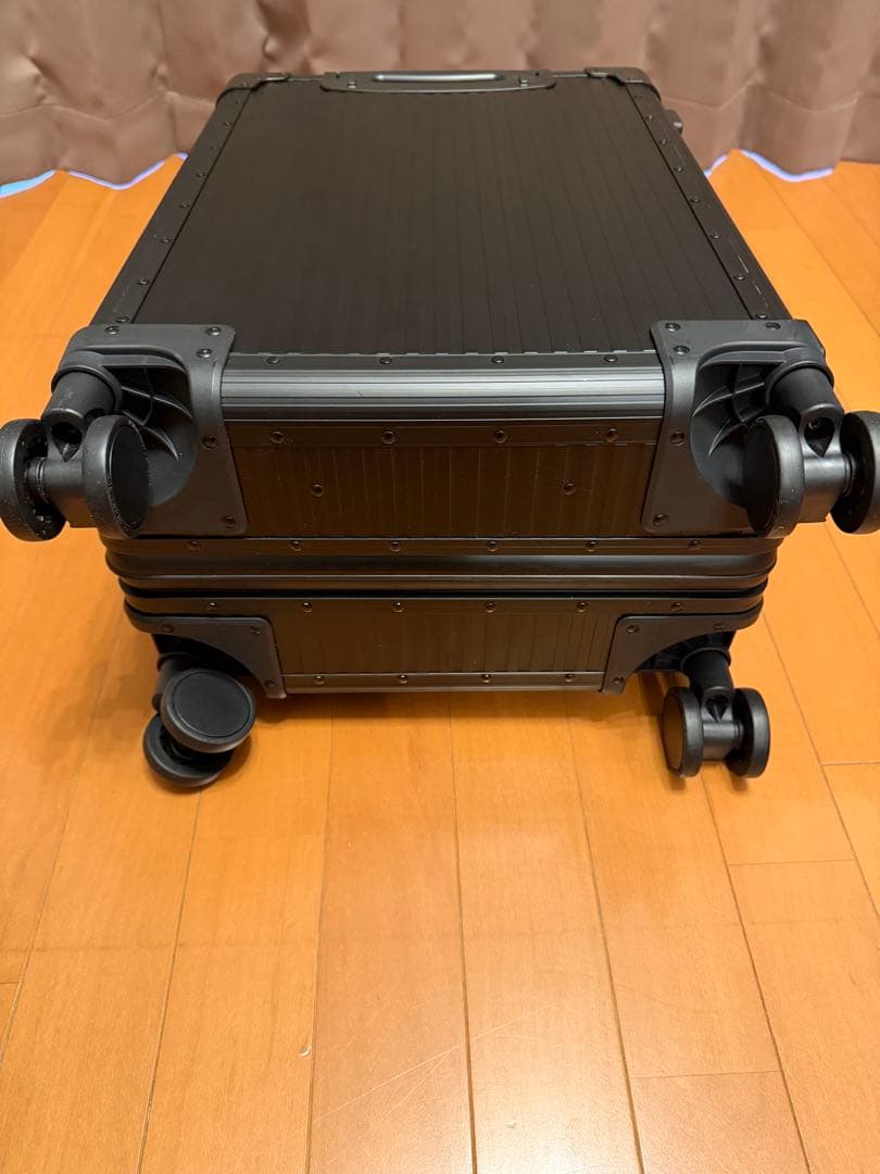 バッグ aucentic Stripe Aluminum Suitcase Op.13