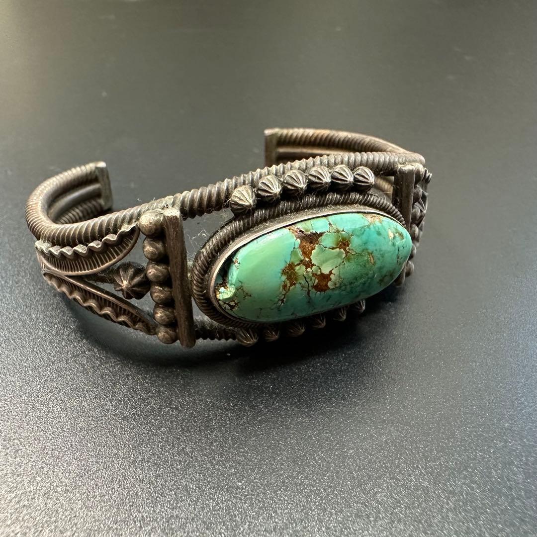 Navajo Howard Nelson ターコイズ ワイヤー バングル