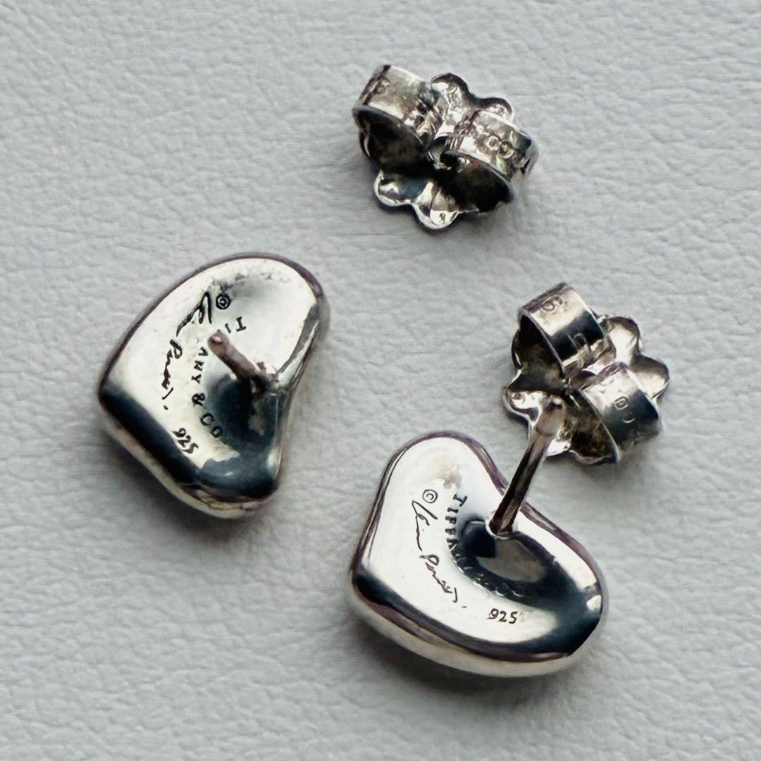 チューラ・ブルー です！TIFFANY & Co. フルハート ピアス