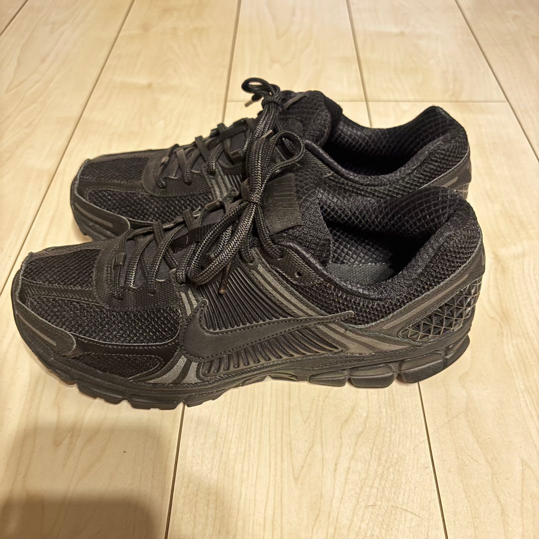 ウォーキング・ランニングウェア Nike Zoom Vomero5 BLK 28.5cm