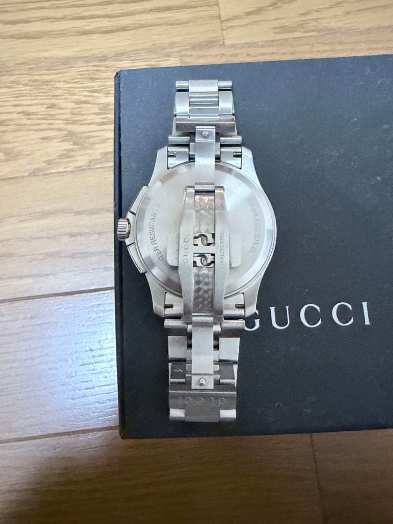 GUCCI Gタイムレス　YA126272 黒文字盤