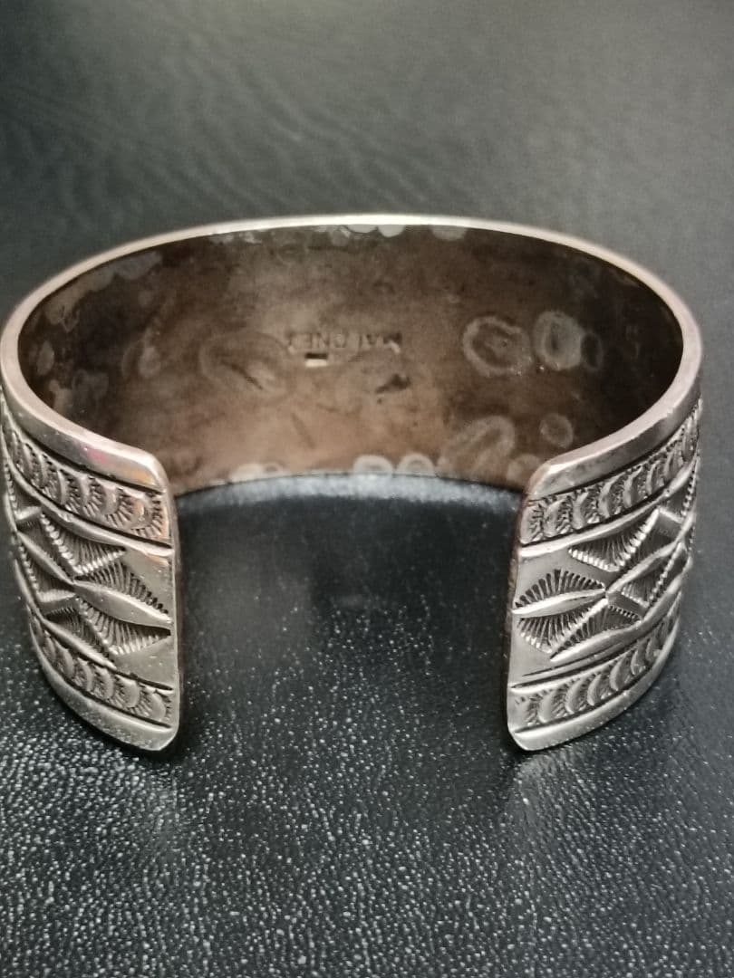 レオナルドマロニー シルバーバングル