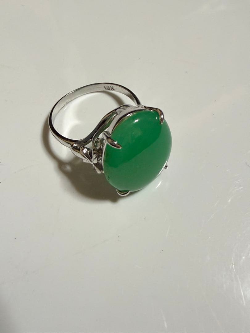 18K翡翠オーバルカットリング