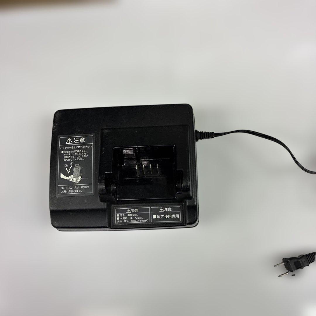 Panasonic 電動アシスト自転車　充電器