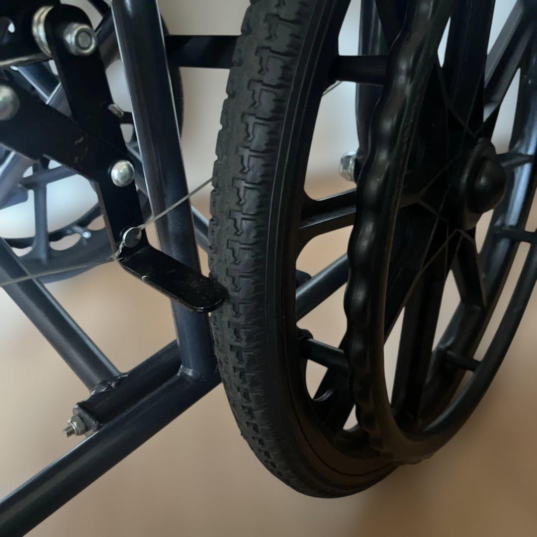 折りたたみ式自走用車椅子 ブラック