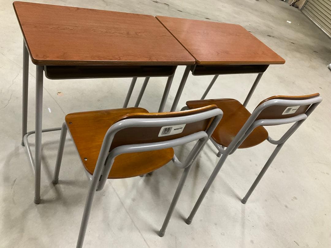 ⭐️美品⭐️ 学校の机とイス　学習机セット（木製天板・椅子2脚付き）