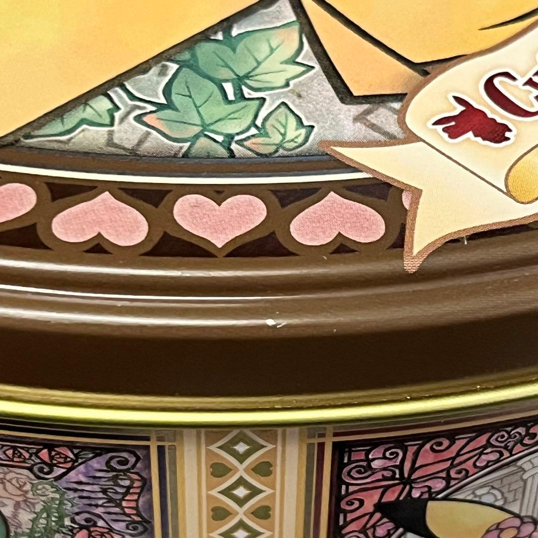 ポケモン　ピカチュウ　ハート型　缶ケース　可愛い　お菓子の缶　空き缶　缶のみ