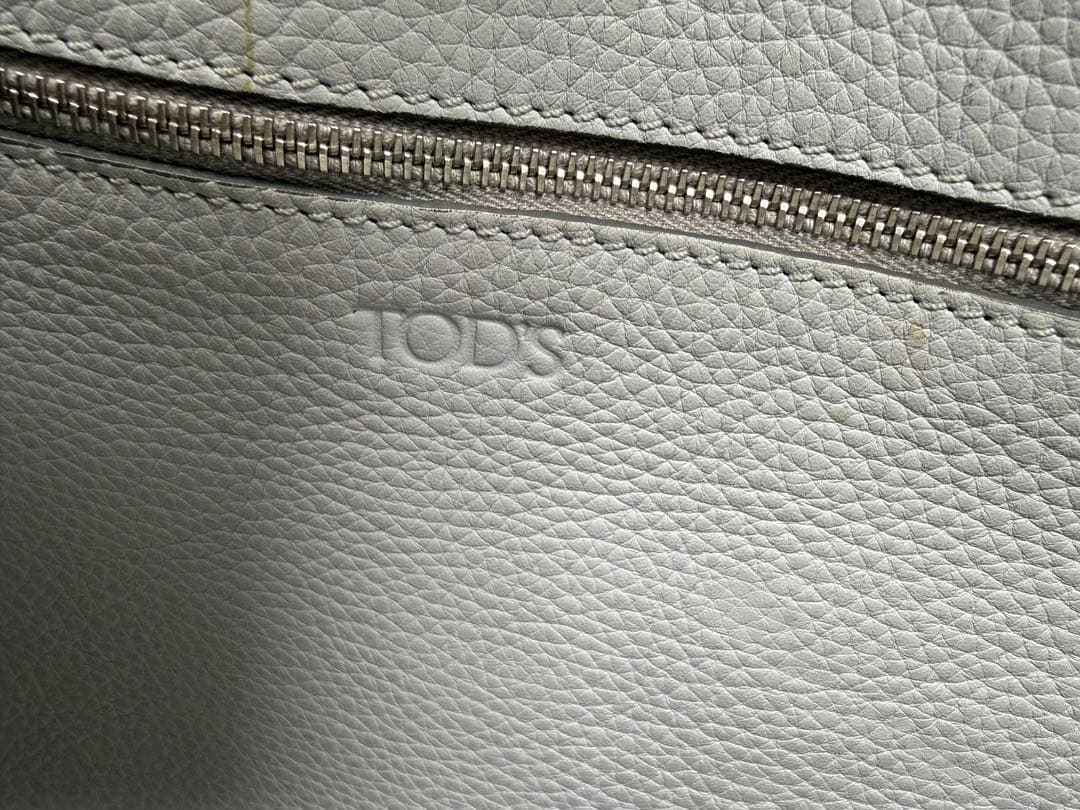 トッズ TOD’S レザートートバッグ グレー 大容量