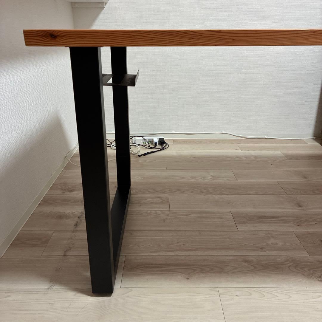 【週末値下げ】 無垢杉材ダイニングテーブル ティシュトレイ付き