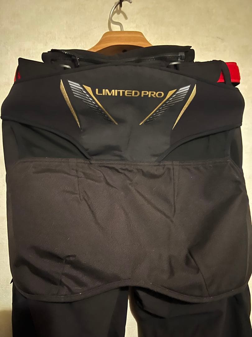 FIRE BLOOD LIMITED PRO NEXUSレインウェア他セット