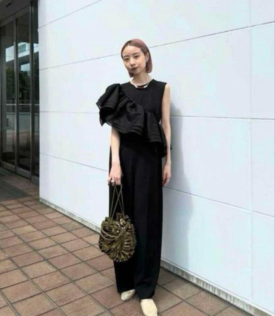 ⭐️Ameri⭐️MANY WAY LADY LIKE FRILL ROMPERS