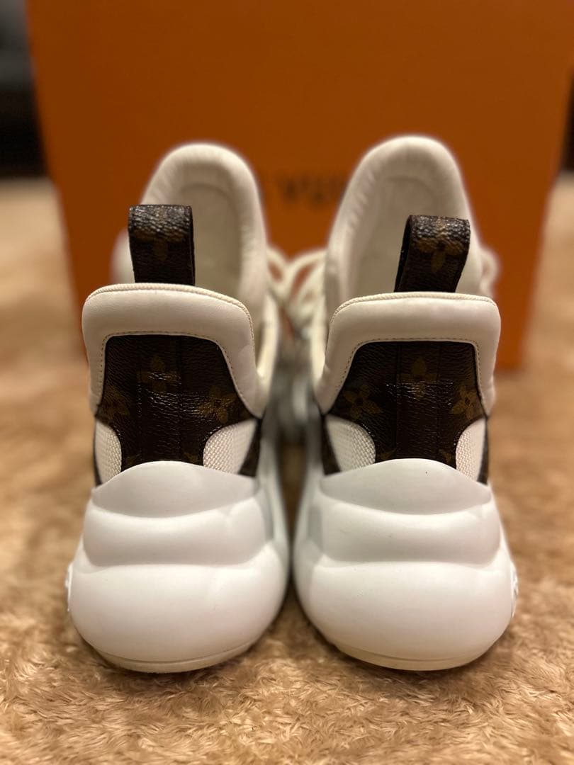 LOUIS VUITTON アークライトスニーカー