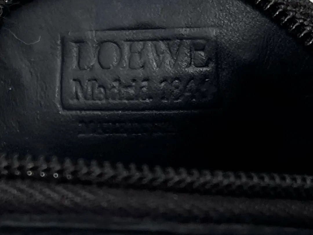 ロエベ　LOEWE 小銭入れ　ケース　シボ革　ブラック　財布　ウォレット