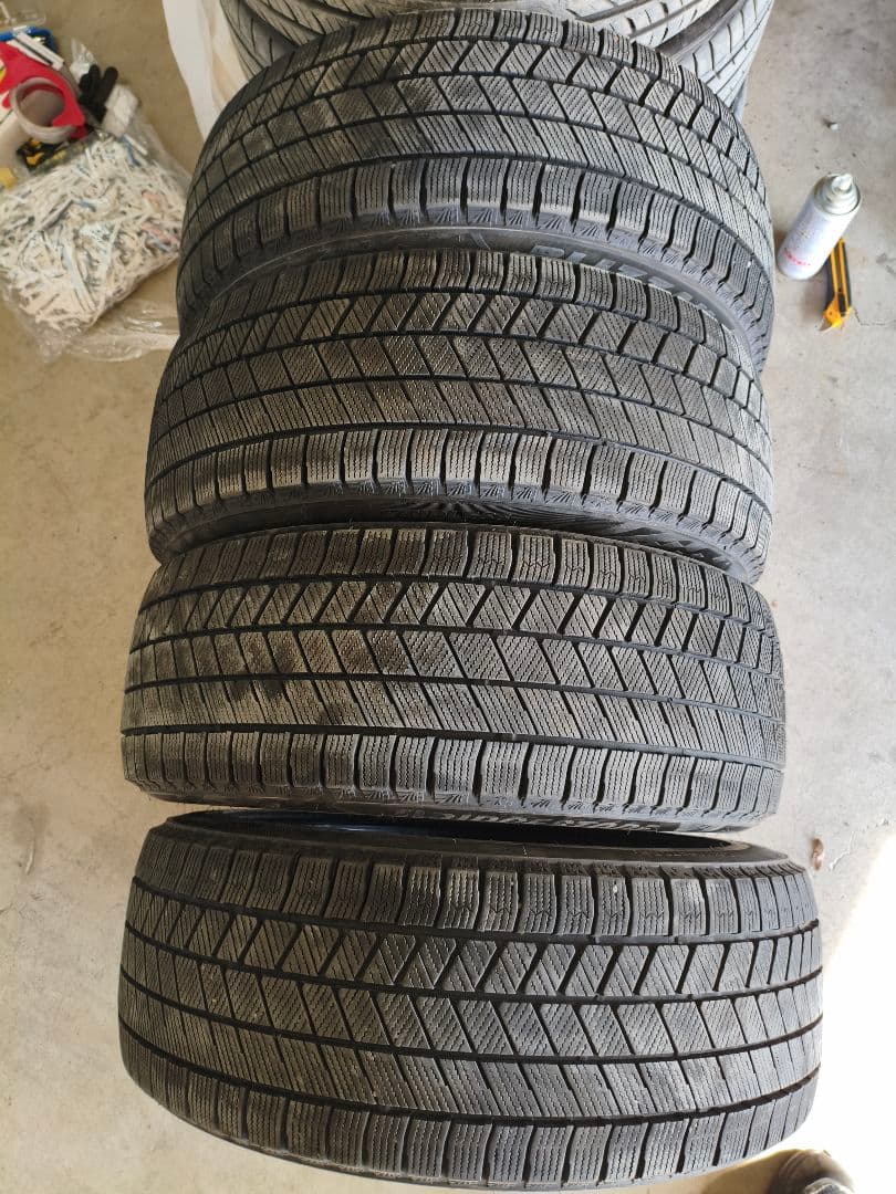 ドッグ BRIDCESTONE BLIZZAK VRX3 4本セット