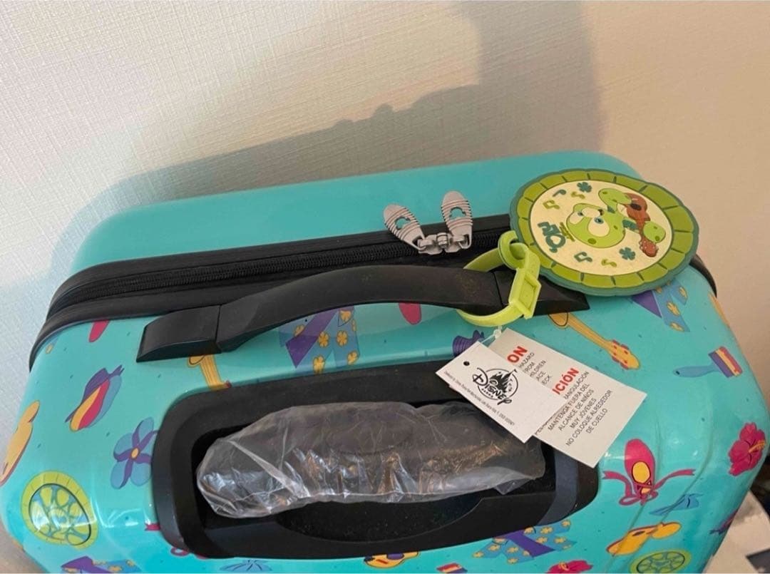 未使用タグ付ハワイアウラニディズニースーツケース　M(4〜7日用)