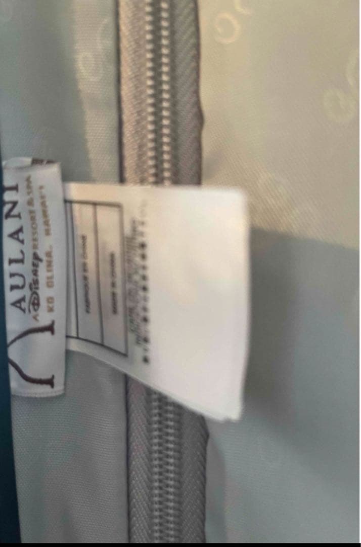 未使用タグ付ハワイアウラニディズニースーツケース　M(4〜7日用)