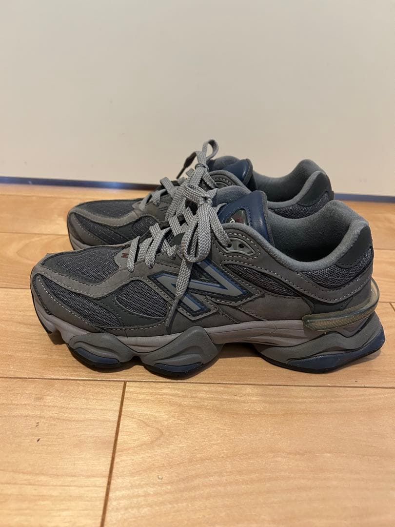 ニューバランス　U9060ECC グレー　23.5