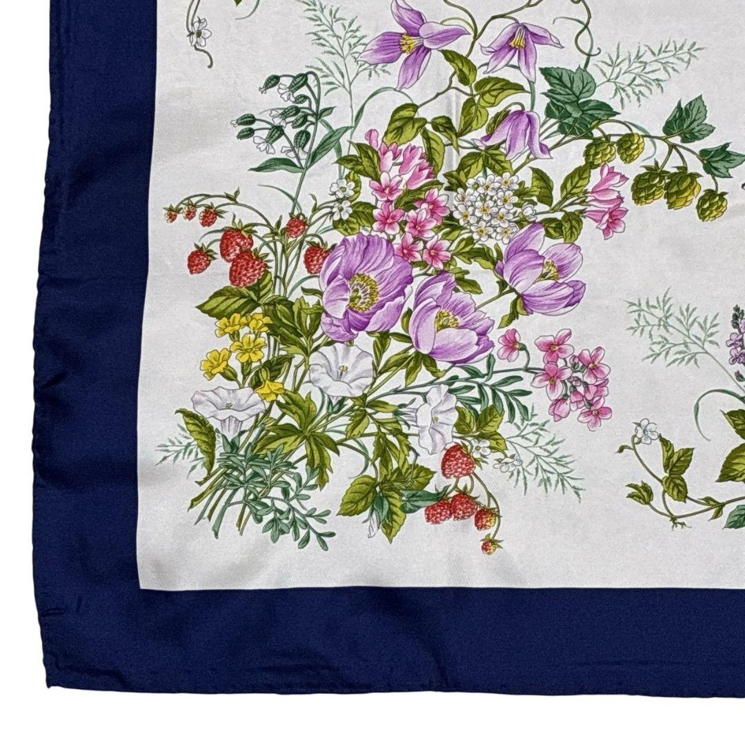 極美品✨GUCCI グッチ シルク イタリア 花柄 ロゴ 大判スカーフ ストール