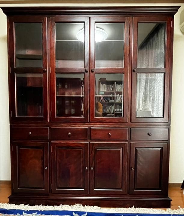 九州民藝家具　大型収納棚(本棚　食器棚) 桜無垢材　経年変化による深いいい色合い