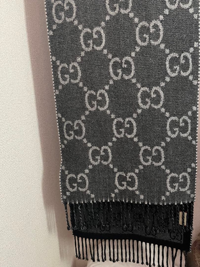 [美品] GUCCI GGロゴマフラー グレー フリンジ付き
