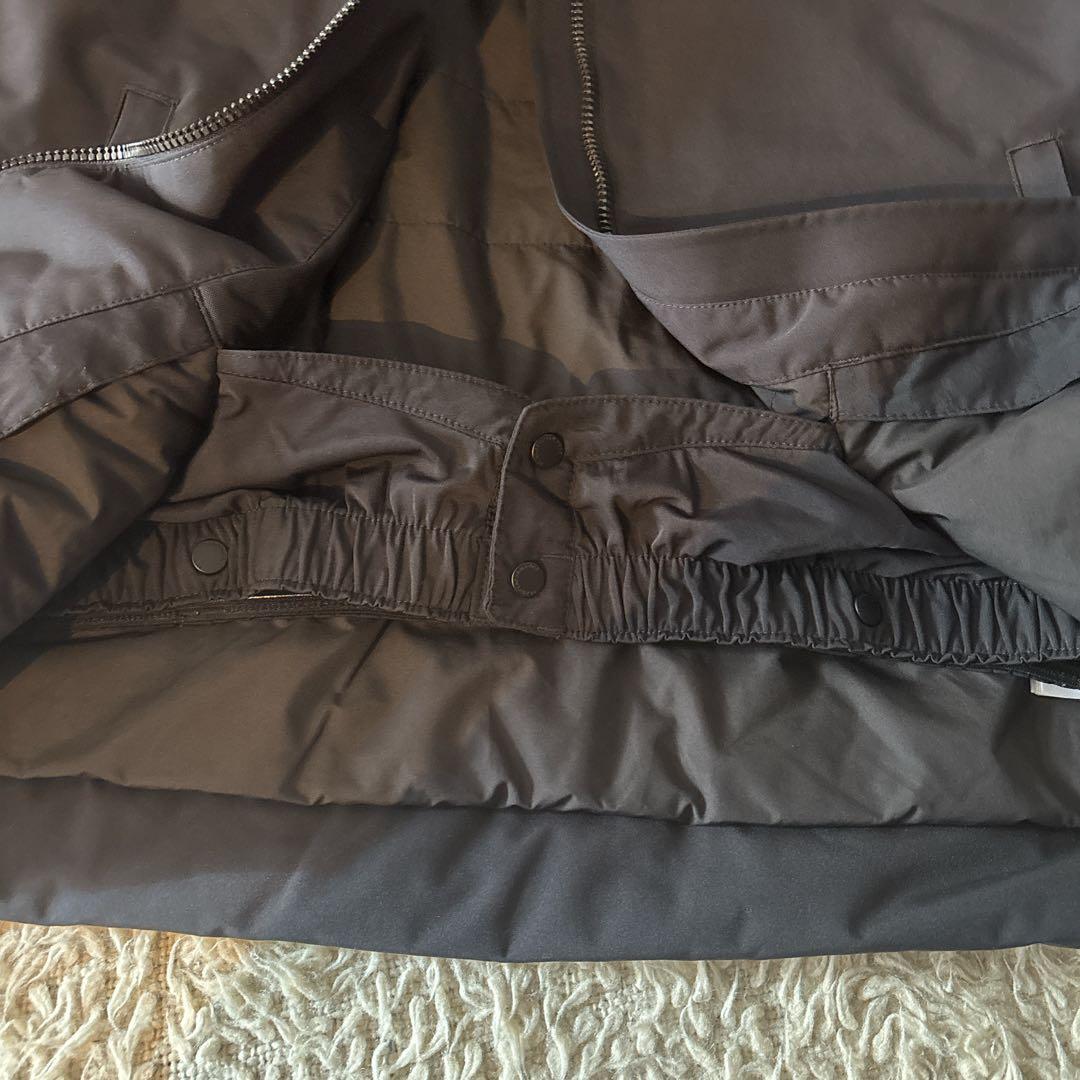 美品　ピークパフォーマンス　スキーウェア セット　中綿　ブラック　上下