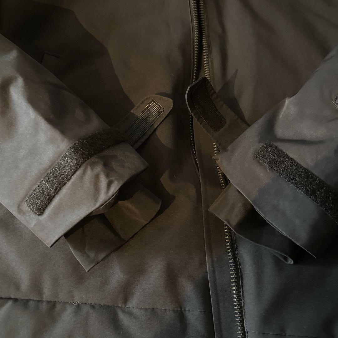 美品　ピークパフォーマンス　スキーウェア セット　中綿　ブラック　上下