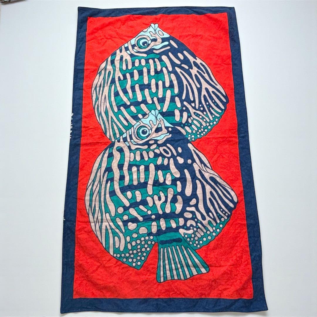 HERMES エルメス ビーチタオル タピ・ノマドPOISSON（魚モチーフ）