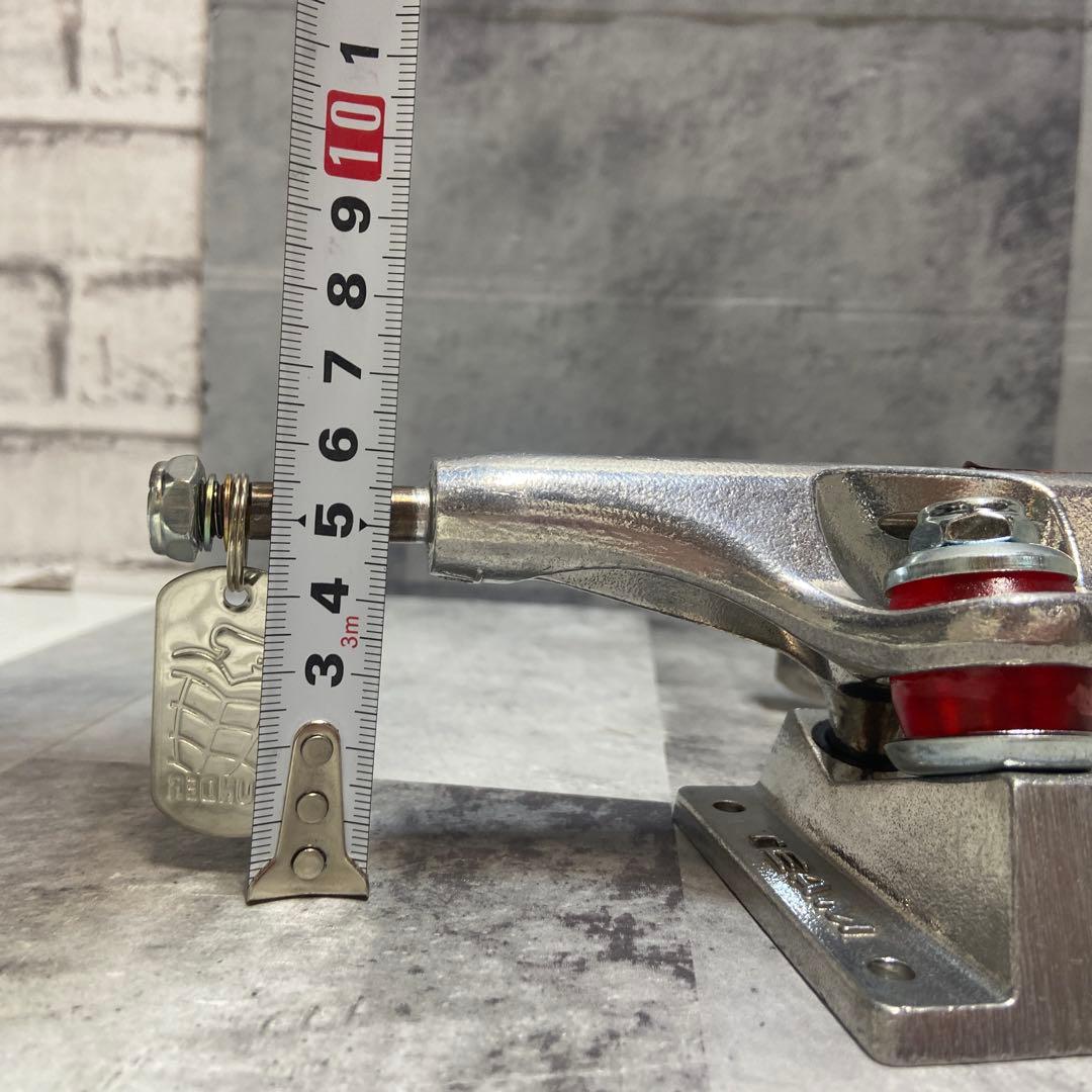 【新品・未使用】サンダー　スケートボード　トラック　チタニウム