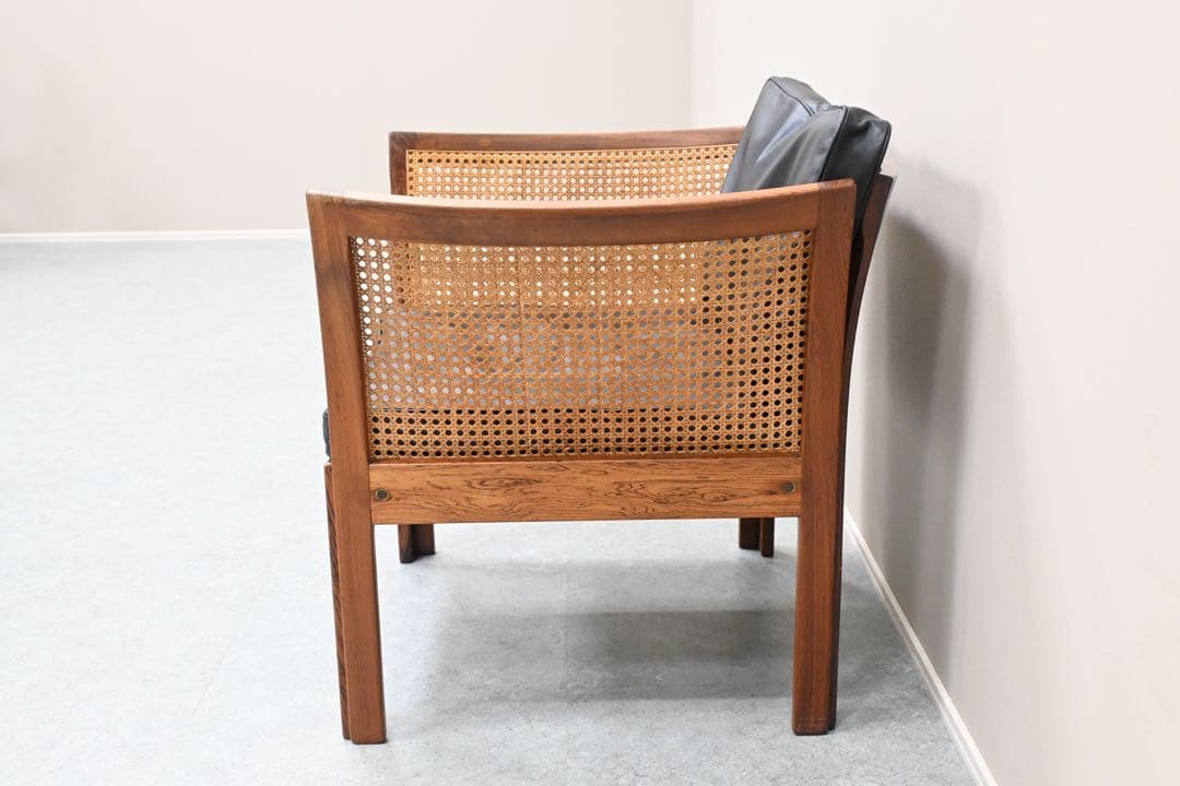 【希少品】C.F.C Silkeborg社製 アームチェア 籐張 ローズウッド