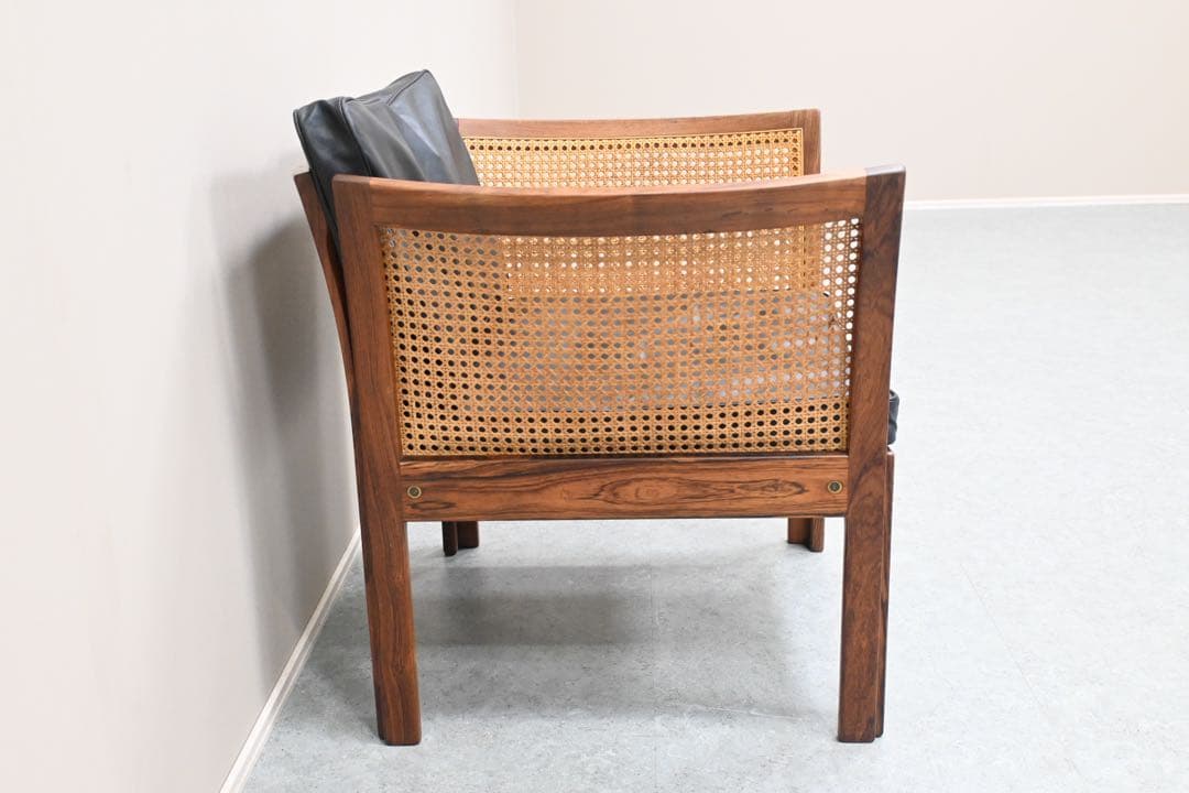 【希少品】C.F.C Silkeborg社製 アームチェア 籐張 ローズウッド