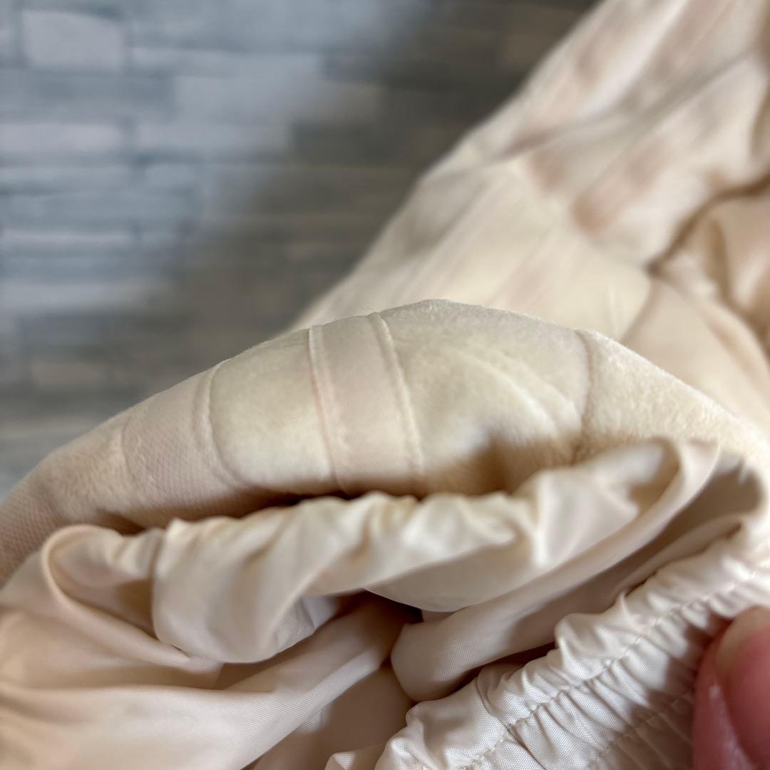 新品　アディダスオリジナルス　ダウン　パファー　ジャケット