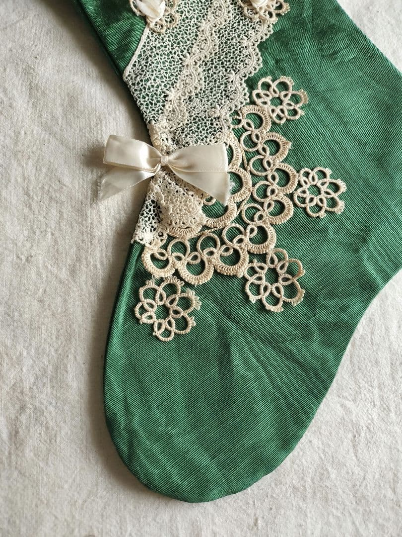 【roseさま】Vintage　ChristmasBoots　タティングレース