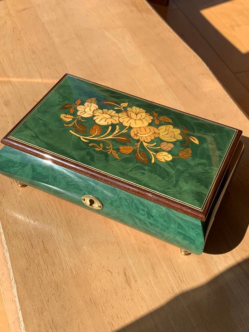 美品　スイス　Reuge　リュージュ　ロマンス　ジュエリーボックス　イタリア製