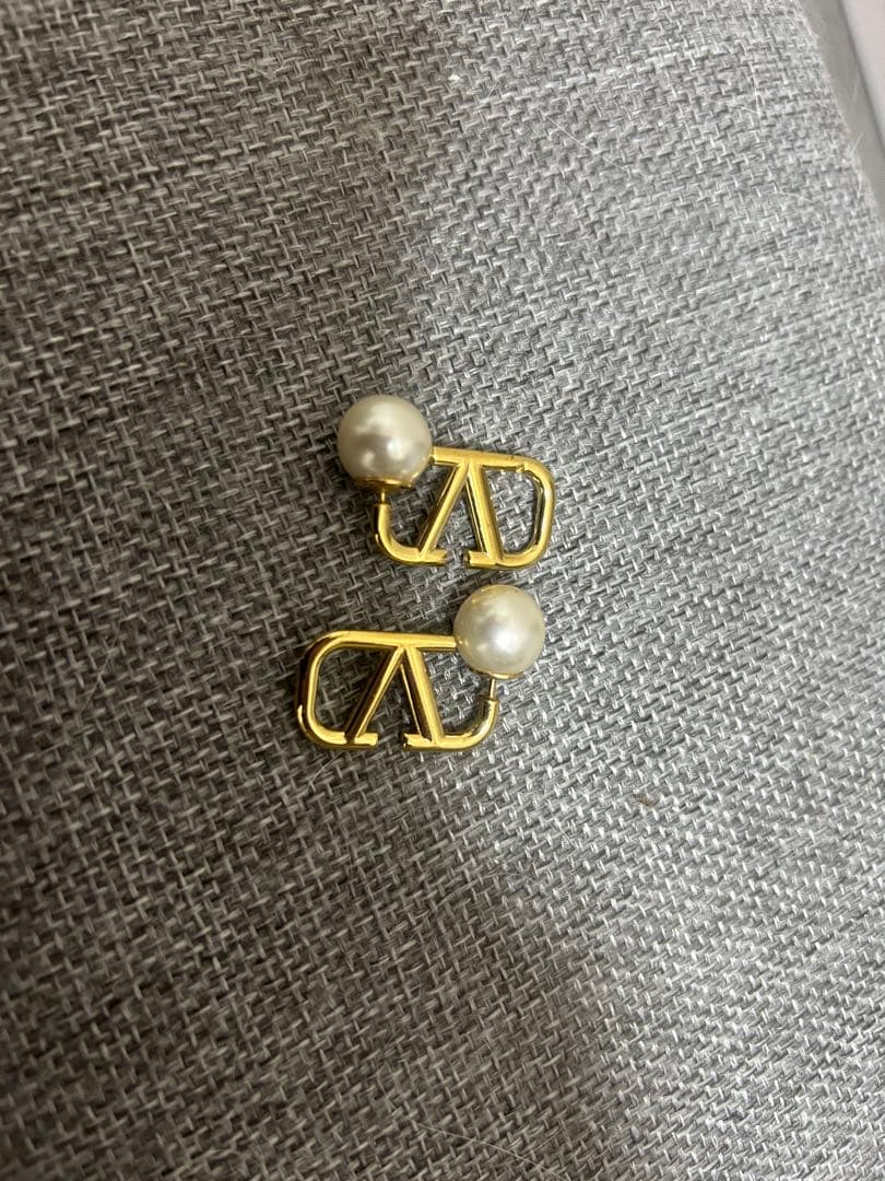 ヴァレンティノ　ピアス