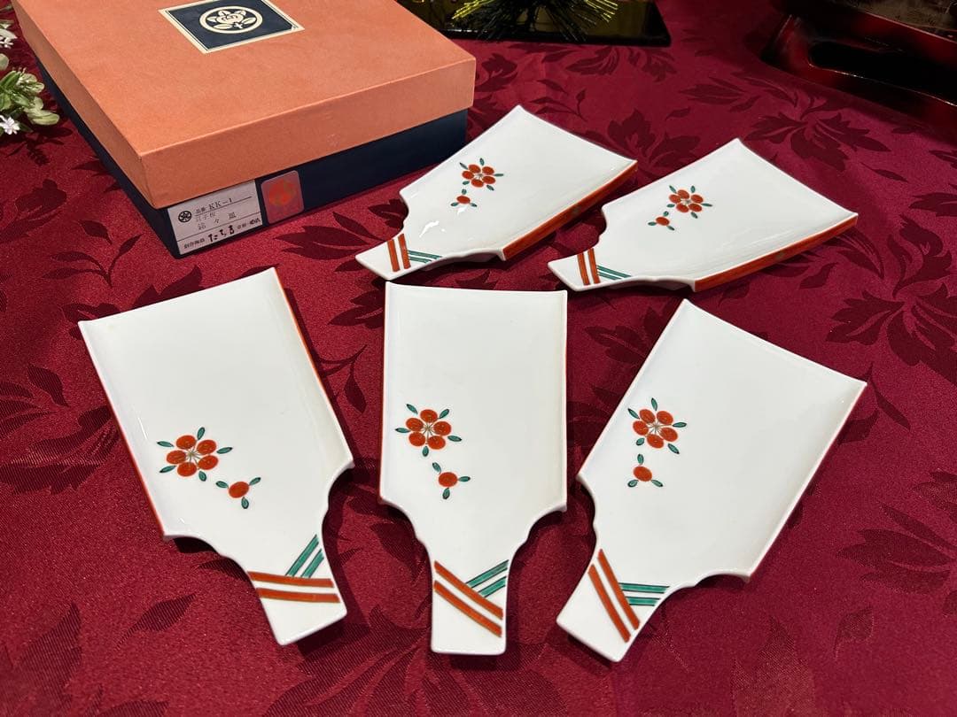 5名様　お正月御膳セット　赤絵　たち吉　羽子板皿　花鳥金彩丸紋角鉢　吸物椀など