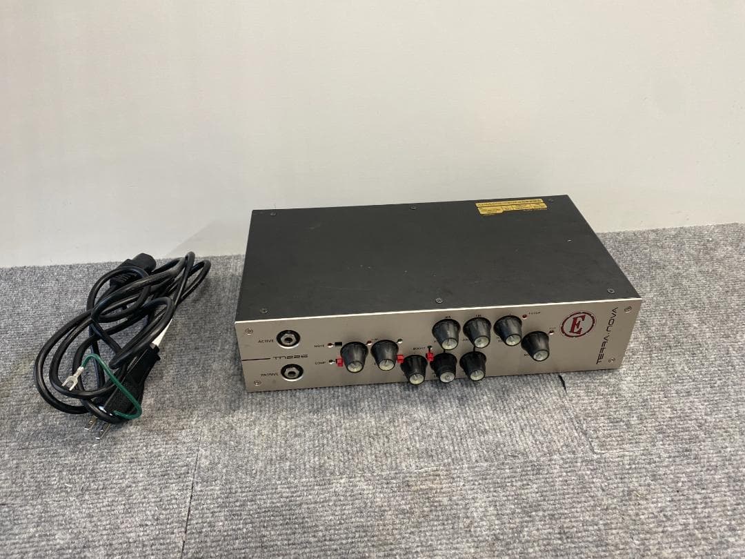 EDEN TN226 TERRA NOVA ベースアンプ