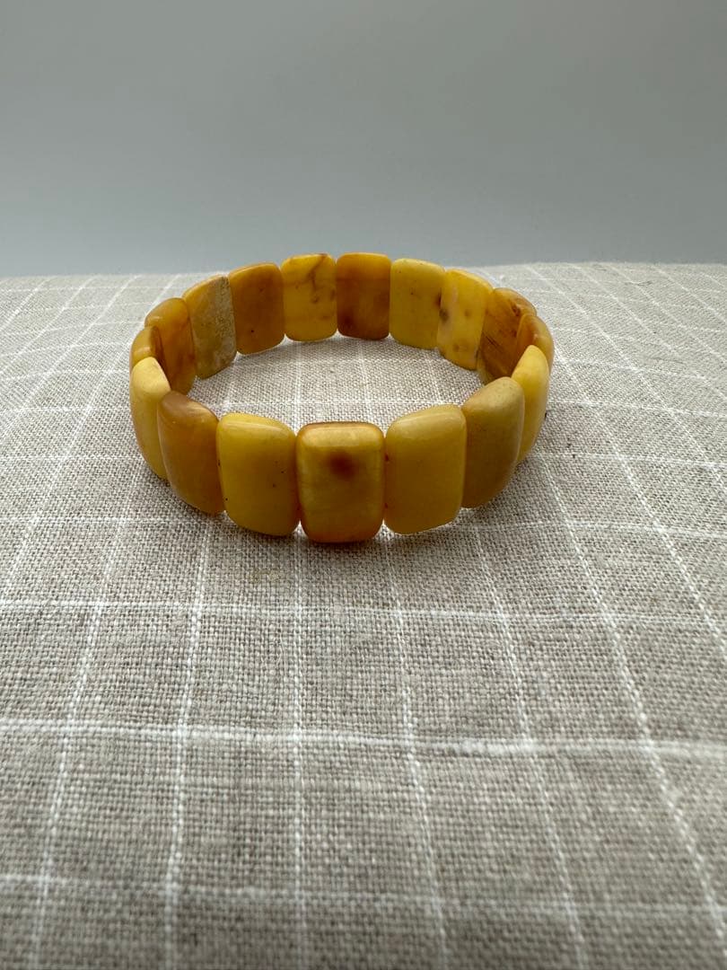 ☆天然☆ バルト海産　天然アンバー 琥珀 蜜蝋 ブレスレットフリーサイズ 美品