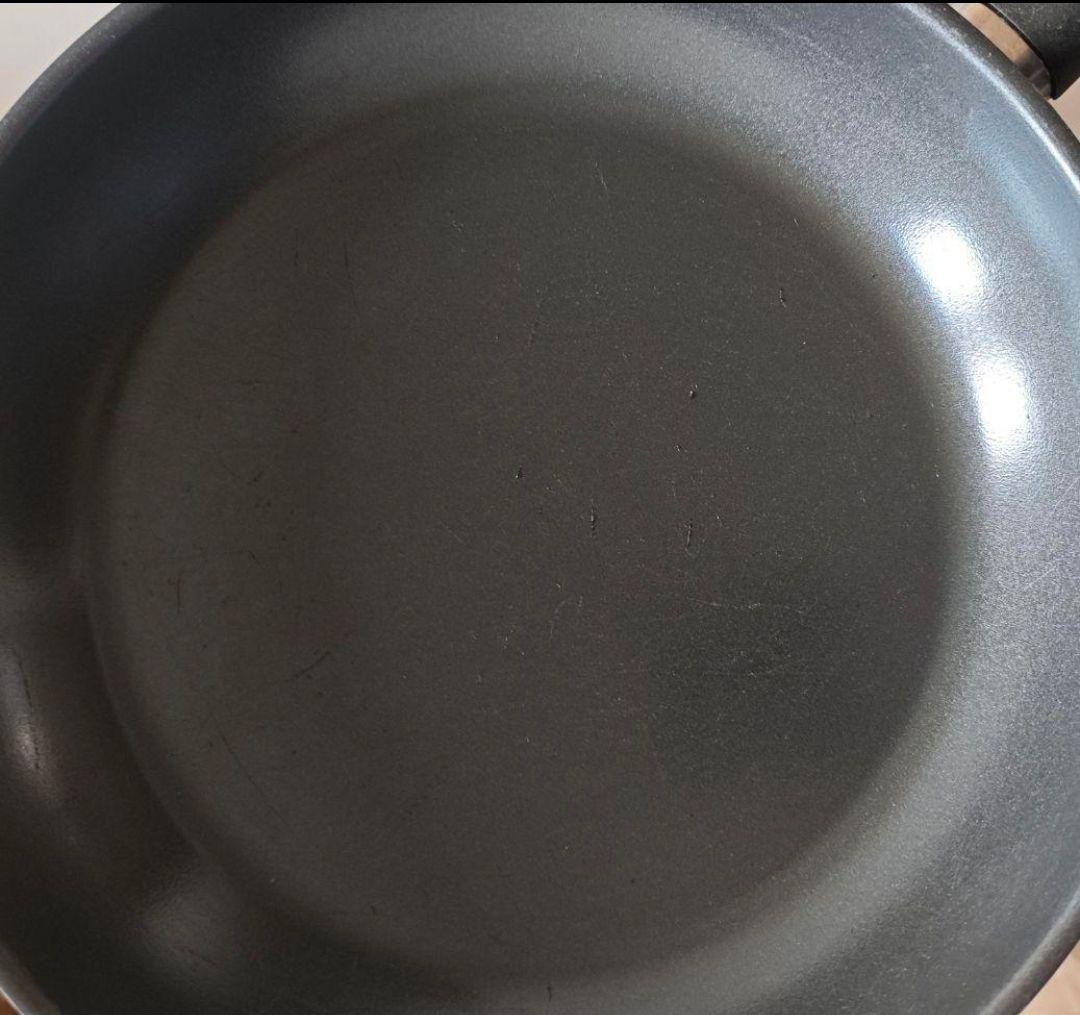 アムウェイ ノンスティックフライパン インダクションレンジ対応↓