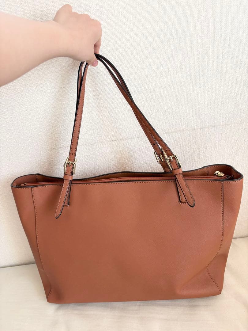 【極美品】未使用品　トリーバーチ　アンバー　大きめ　トートバッグ