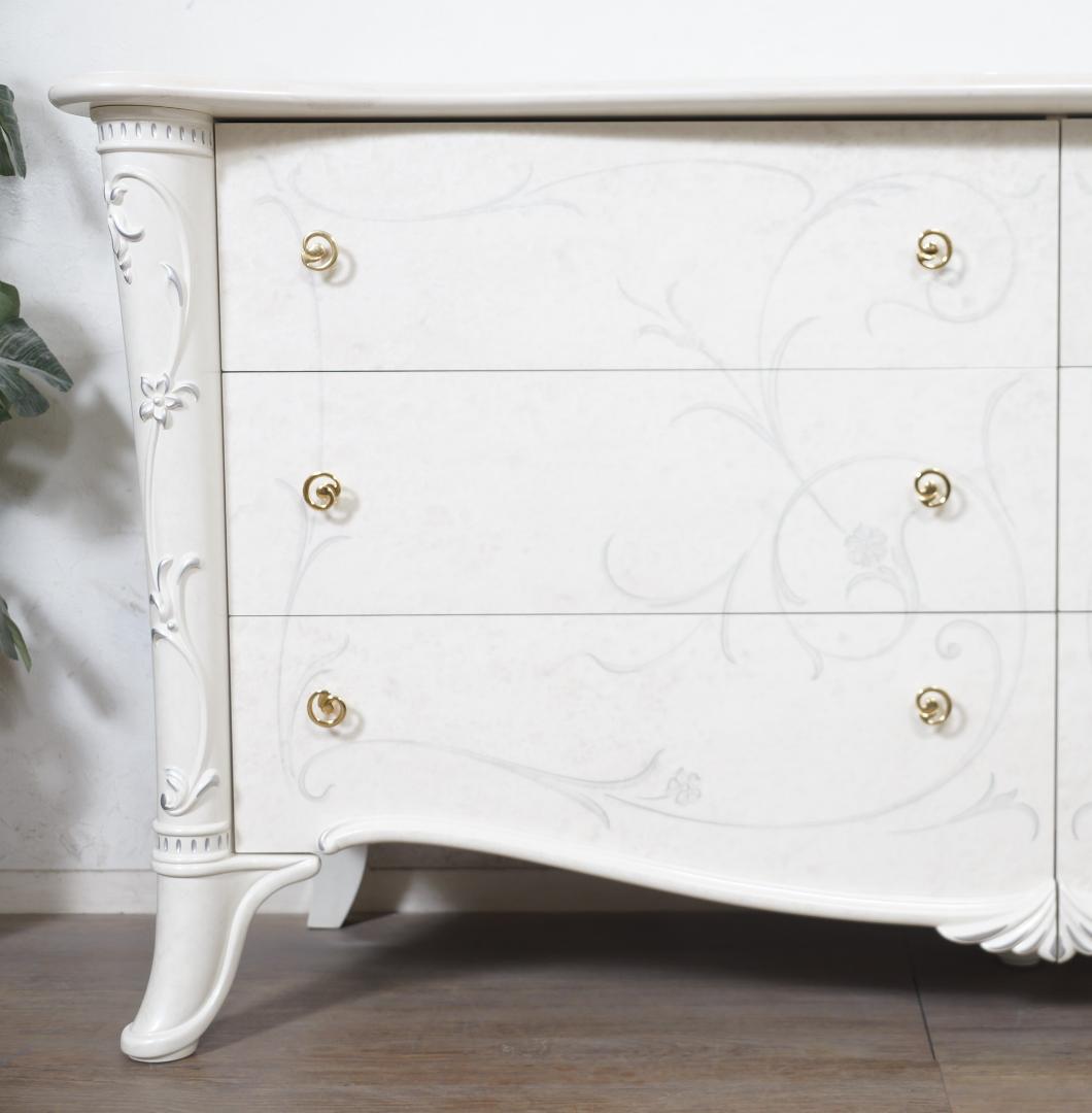 イタリア製 【新品】ジュリエッタ サルタレッリ 6Dチェスト　ホワイト