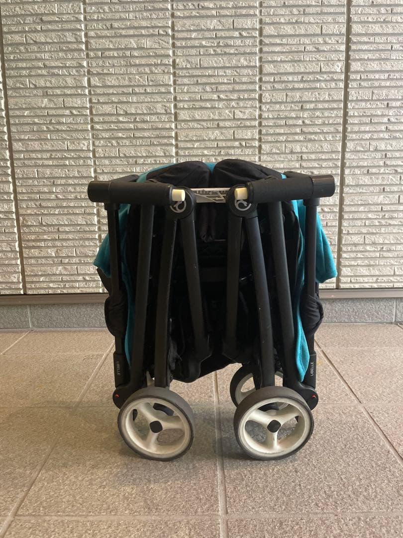 cybex サイベックス　リベル　青