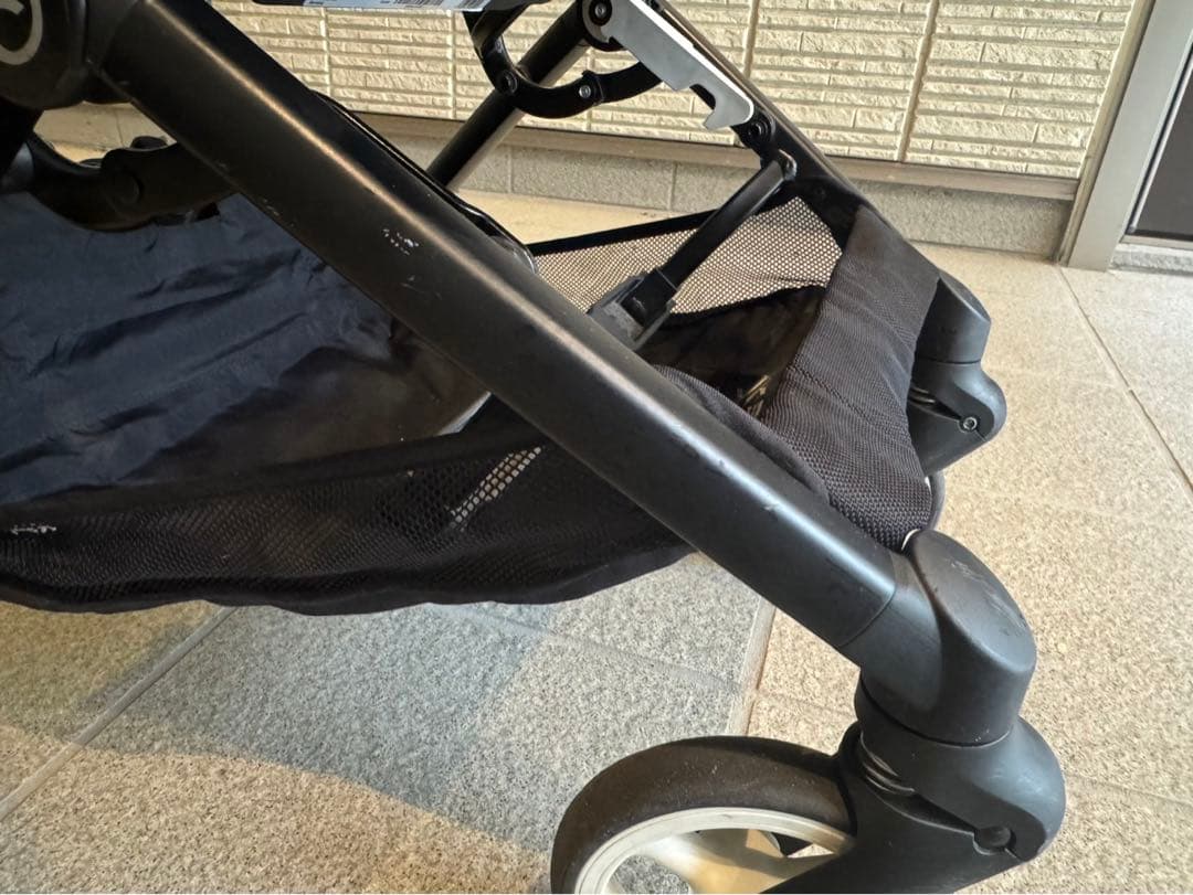 cybex サイベックス　リベル　青