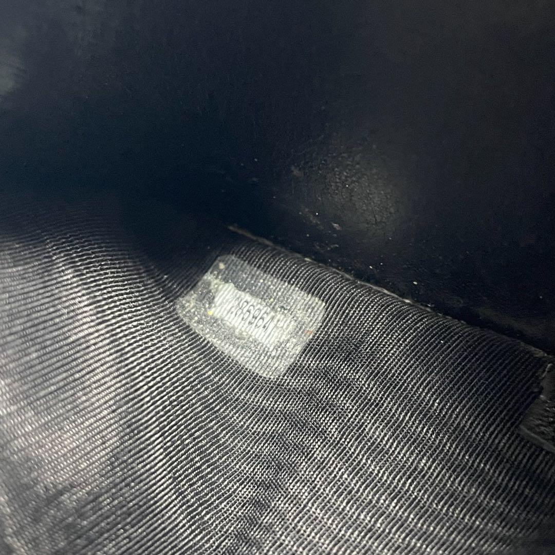 シャネル ビコローレ マトラッセ レザー 二つ折り 財布 ココマーク ブラック