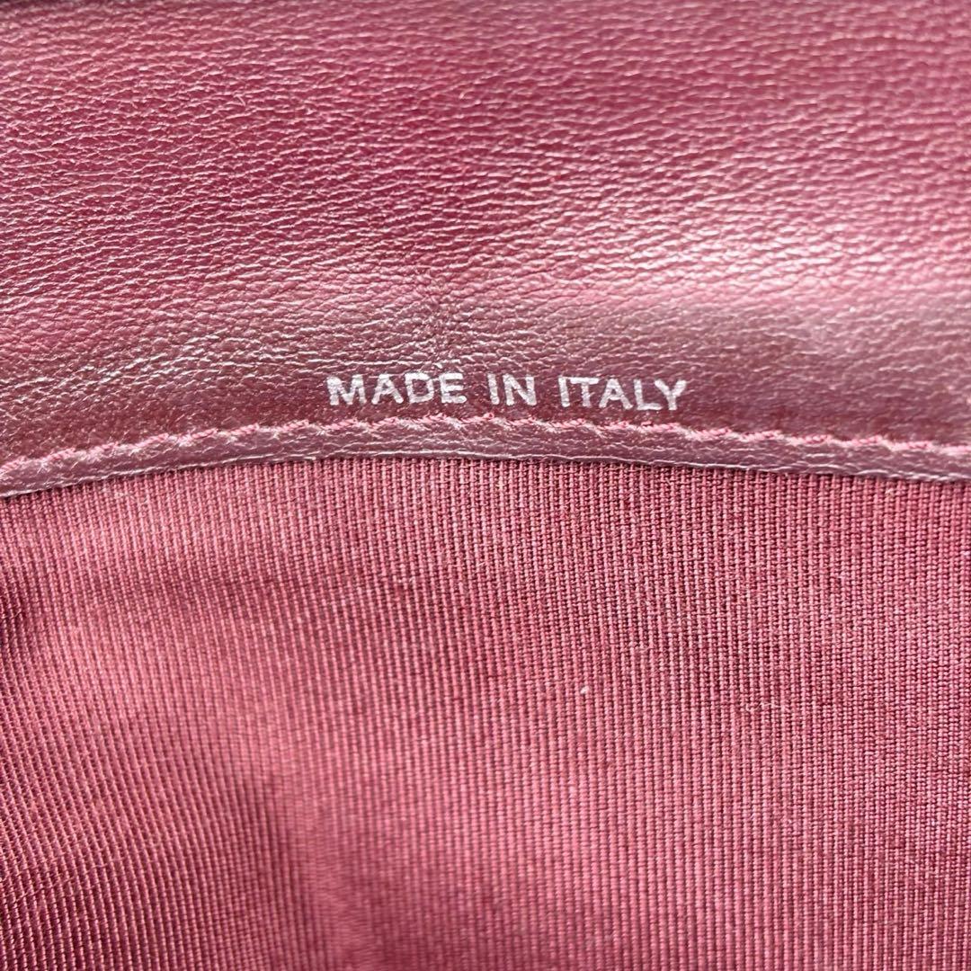 CHANEL シャネル　財布　二つ折り　M001