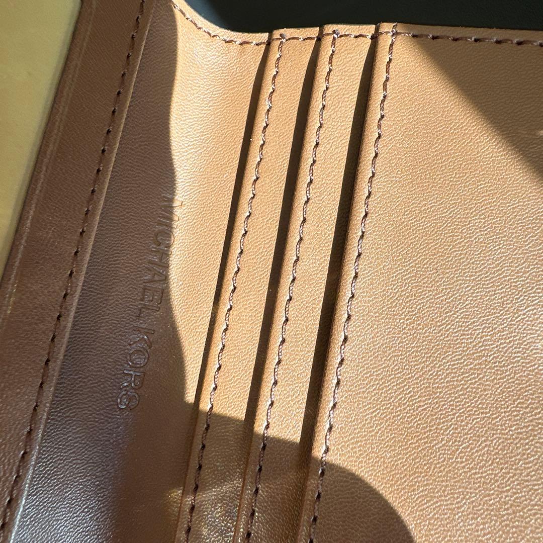 ◾︎専用◾︎MICHAEL KORS 二つ折り財布 ホワイト/ブラウン