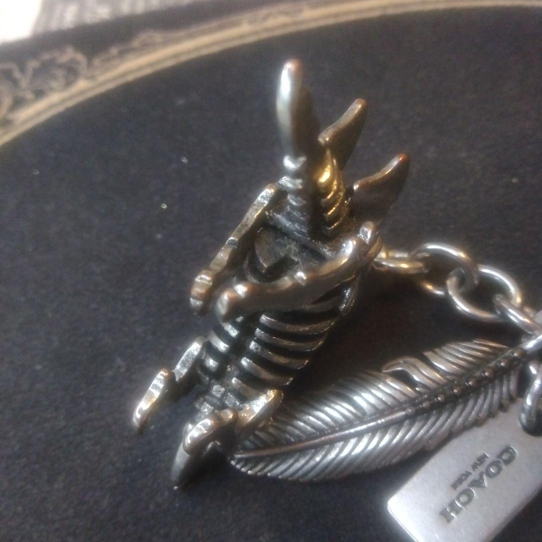 コーチ　シルバーメタリック　トリケラトプス　立体　キーホルダー【比較的美品】
