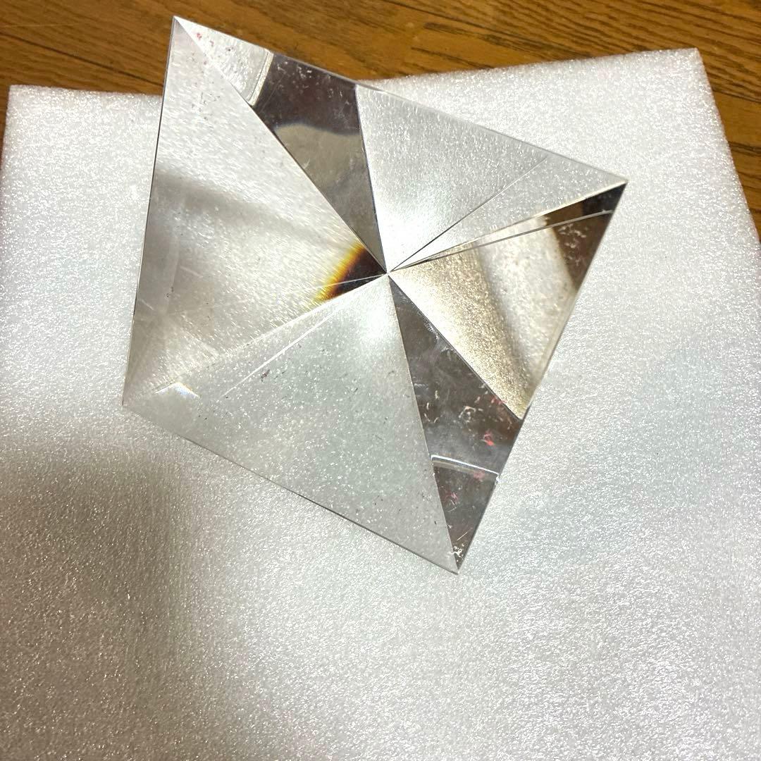 宇宙パワークリスタルピラミッド♡大サイズ♡透明感抜群!! 759g