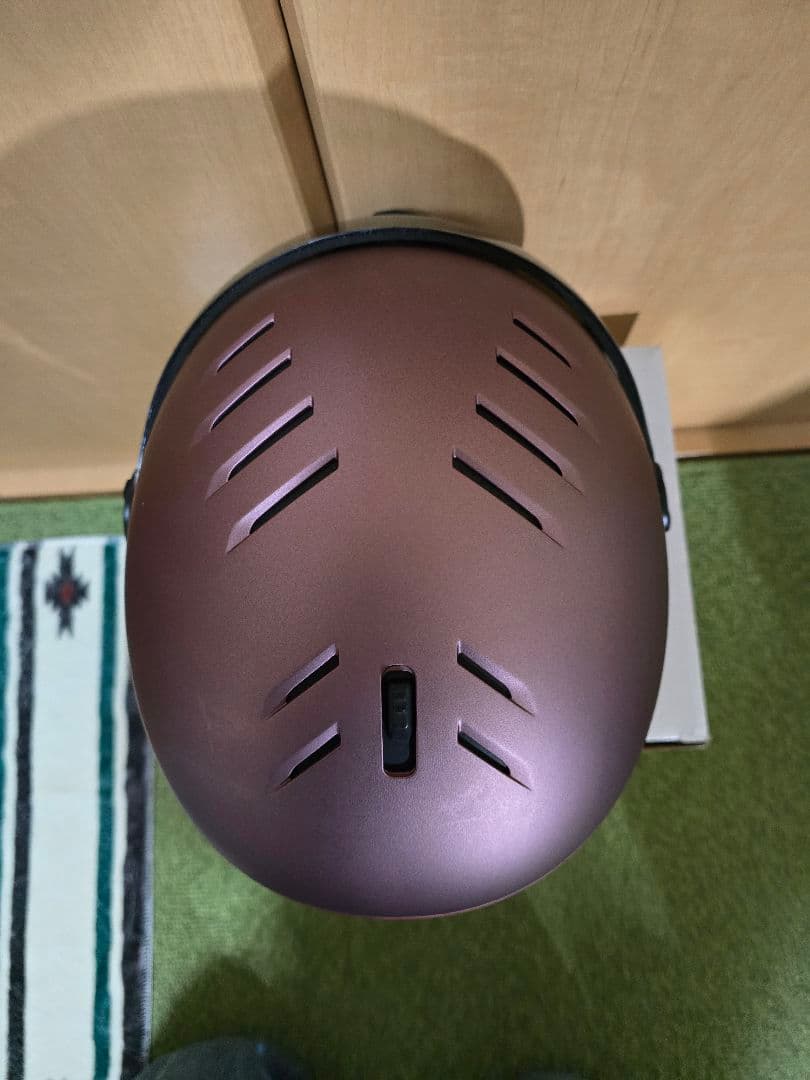 uvex スキー用ヘルメット 54-58 cm　バイザー付きヘルメット