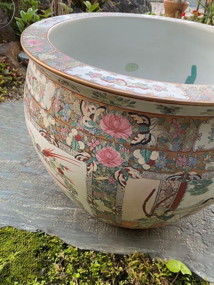 乾隆年製　水鉢　大型　睡蓮鉢　中国　金魚鉢　壺　骨董