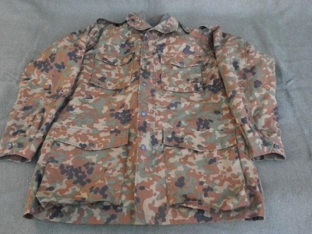 ワ*ル様 自衛隊 防寒戦闘服 外皮 PX品